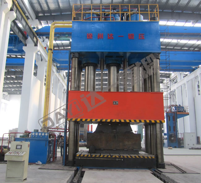 三通管件液压机